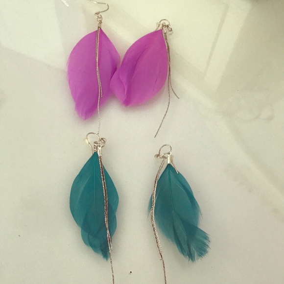 Forever 21 Jewelry - 2 set feather earrings